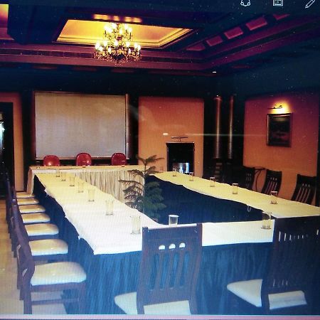 Veena Regency Hotel Chas Exterior photo