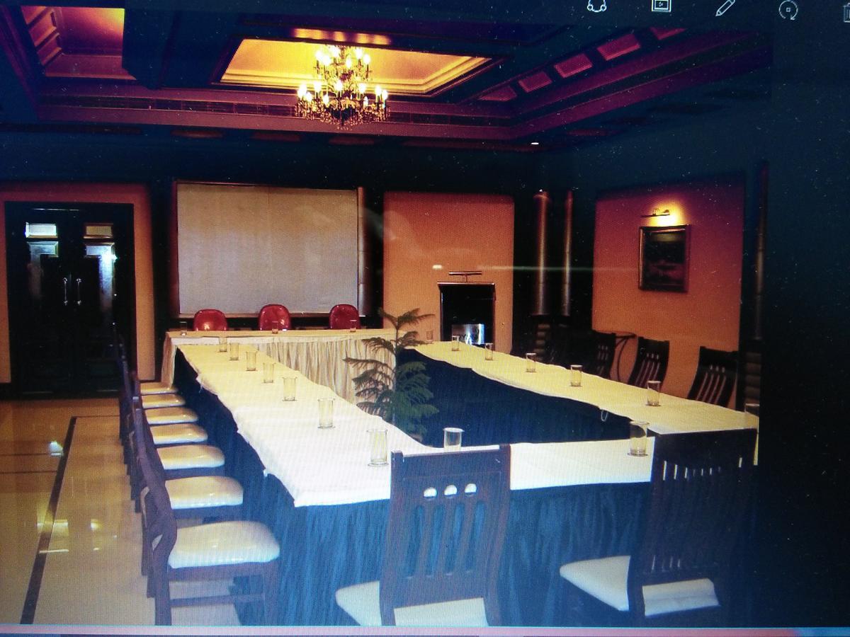 Veena Regency Hotel Chas Exterior photo