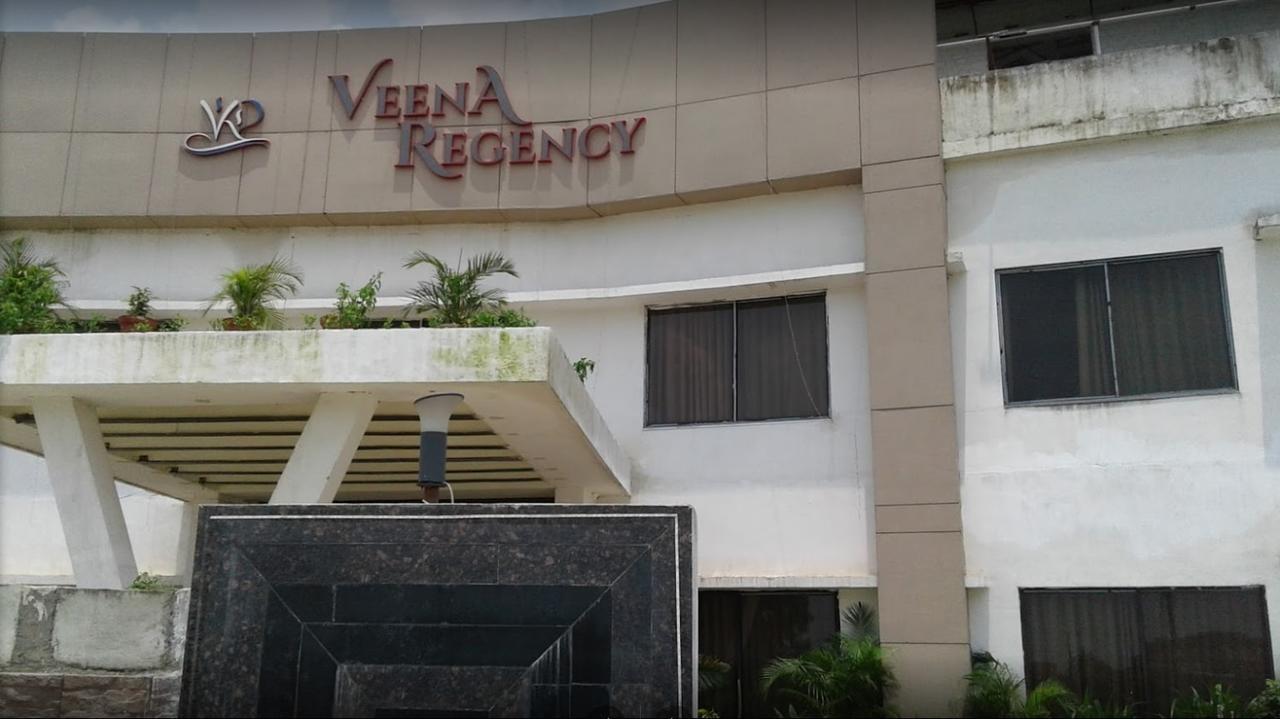 Veena Regency Hotel Chas Exterior photo